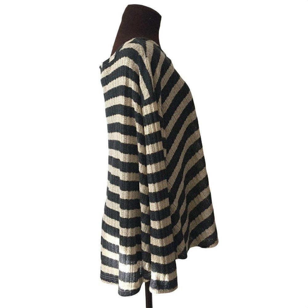 Romeo & Juliet tunic size M - Picture 5 of 6